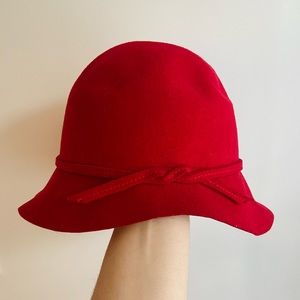 Vintage red hat